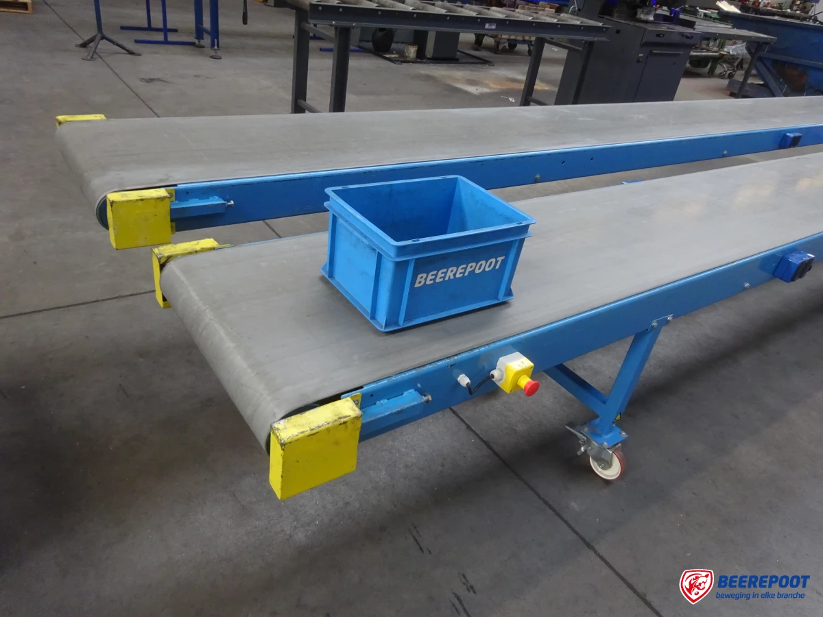 Vlakke transportbanden